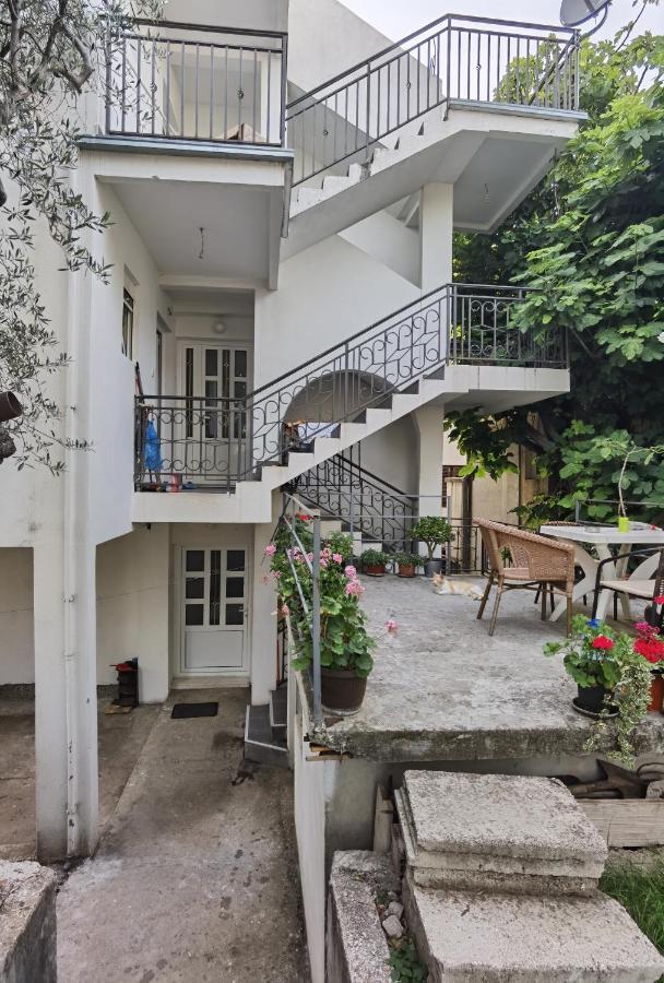 באר Nikolic Apartmani מראה חיצוני תמונה